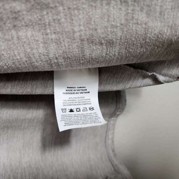 Nike Womens Long Sleeve Open Yoga Top in Atmosphere Grey/CD3210-059-Size L - Picture 7 of 8